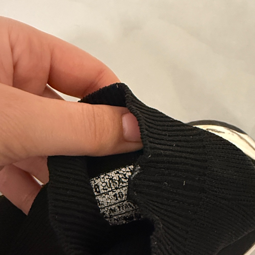 🔥SEND OFFERS🔥Men’s Balenciaga sock sneakers - Picture 7 of 8